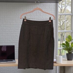 BANANA REPUBLIC SIZE 2 STRETCH PENCIL SKIRT